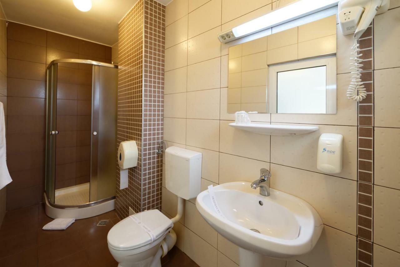 Hotel Vila Rosa Kluż-Napoka Zewnętrze zdjęcie